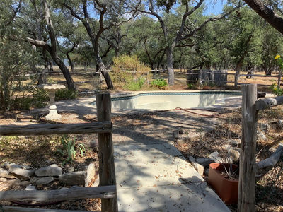 510 Wimberley Oaks Dr — photo 4