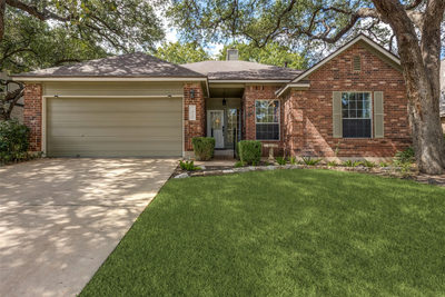 8104 Isaac Pryor Dr — photo 2