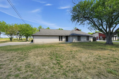 1419 W San Antonio St — photo 2