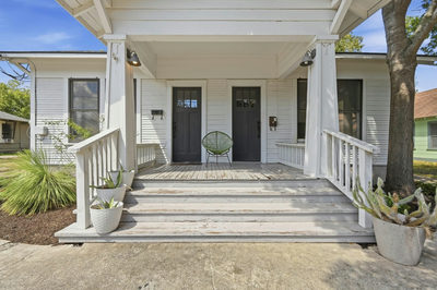 919 W Prairie Lea St — photo 5