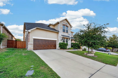 137 Claiborne Lake Ln — photo 3