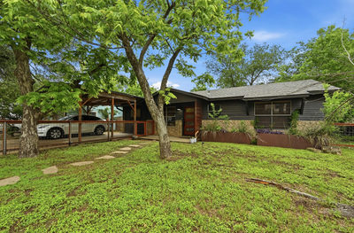 6207 Hickman Ave — photo 2
