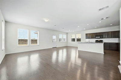 7924 Castelardo Pl — photo 3
