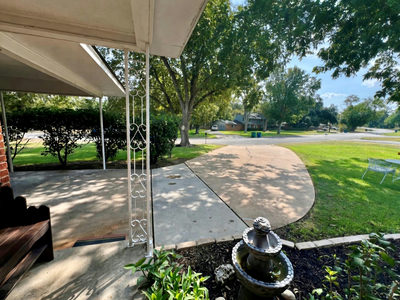 1206 Lake Terrace Dr — photo 3