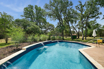 501 Carney Ln Ln — photo 3