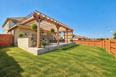111 Bayberry Cir — photo 2