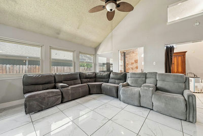 1315 E Logan St — photo 4