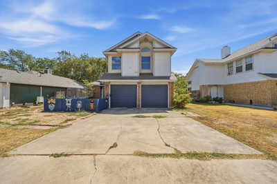 1315 E Logan St — photo 2