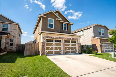 1029 Santiam St — photo 3
