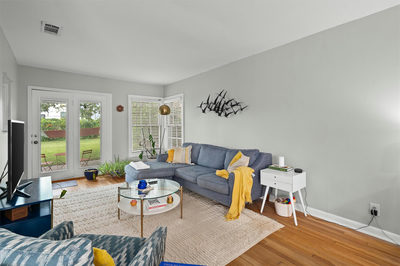 2633 W 45th St — photo 3