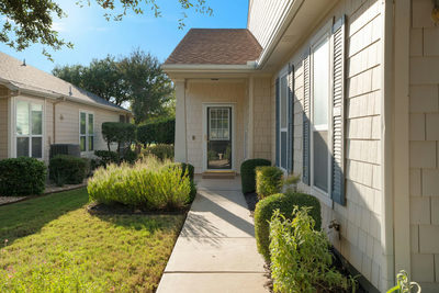 121 Dickens Cir — photo 5