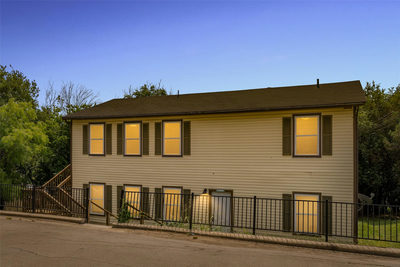 1009-1019 Advance St — photo 3