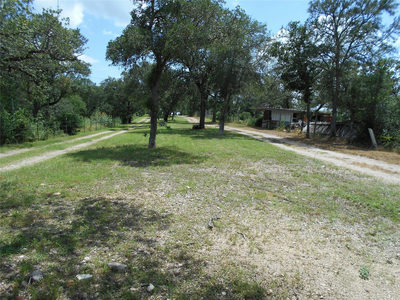 8001 Burleson Manor Rd — photo 3
