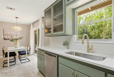 5306 Wellington Dr — photo 3