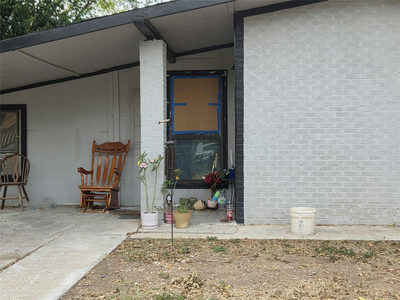 703 Rosewood St — photo 2