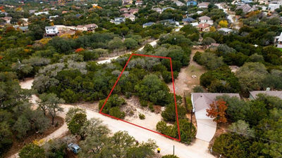 17110 Oak Cliff Cir — photo 3