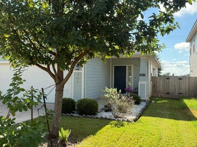 204 Twisted Oaks Ln — photo 3