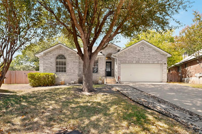 906 Hollow Trail Ct — photo 3
