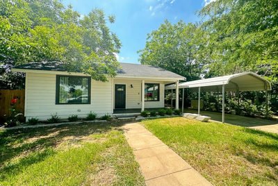 403 Lizzie St — photo 2
