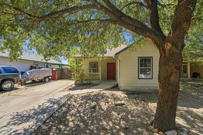 6909 Frontera Trl — photo 2