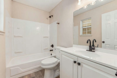 810 Honeysuckle Dr — photo 5
