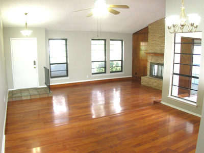 504 Greenway Dr — photo 5