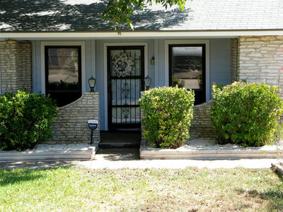 504 Greenway Dr — photo 2