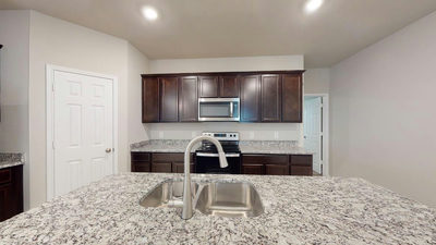 417 Hector Loop — photo 5