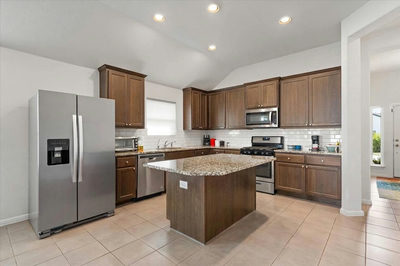 102 Patrick Herndon Dr — photo 4