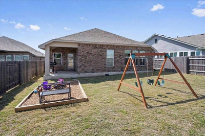 102 Patrick Herndon Dr — photo 5
