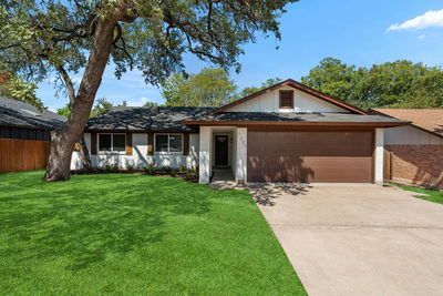 7204 Towering Oaks Dr — photo 2