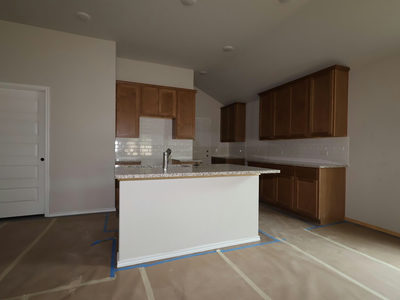 9405 Corvallis Dr — photo 3