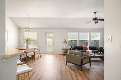 717 Windsor Castle Dr — photo 4