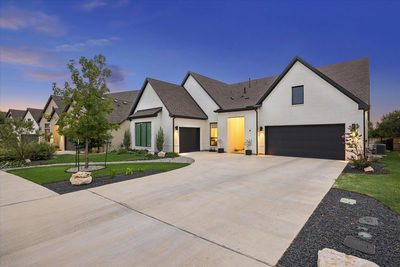 437 Trabuco Bnd — photo 2