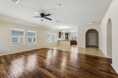 520 S Brook Dr — photo 3