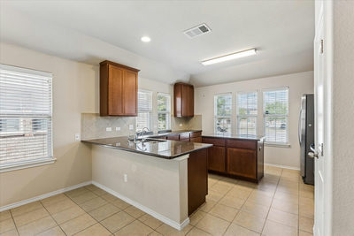 520 S Brook Dr — photo 4