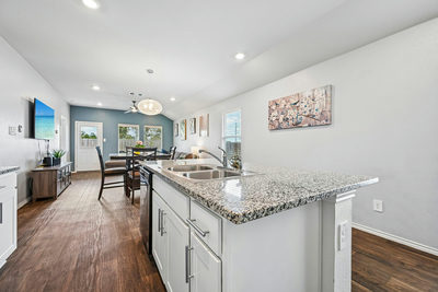 343 Andover Ln — photo 4