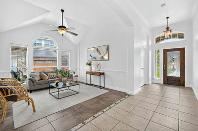 1349 River Forest Dr — photo 3