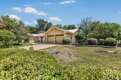 11501 Buckingham Rd — photo 2