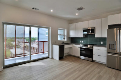 1309 Chicon St #507 — photo 4