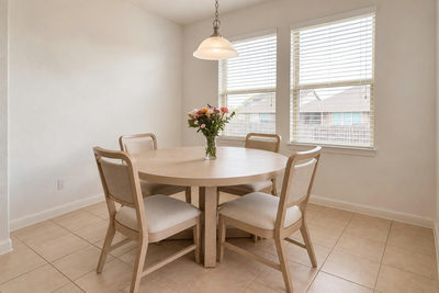 208 Tailwind Dr — photo 4