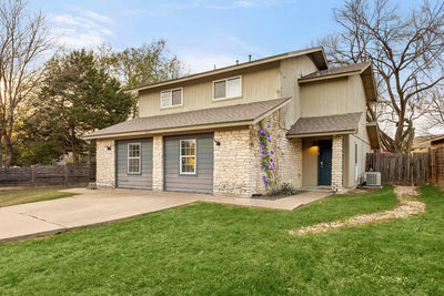 2418 Burleson Ct — photo 2