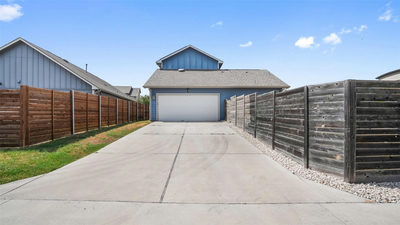 8709 Slater Dr — photo 3