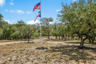 401 N RAINBOW RANCH Rd — photo 5