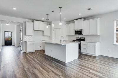 216 Betsy Rd — photo 2