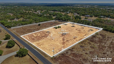 206 Meadow Dr — photo 3