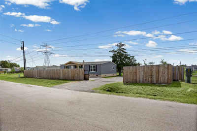 109 Zacate St — photo 3