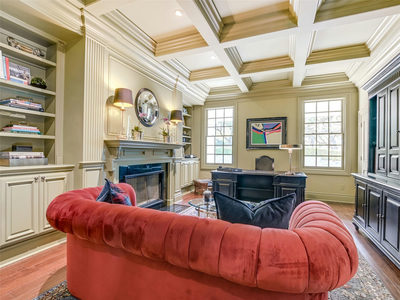 914 Moonlight Dr — photo 4