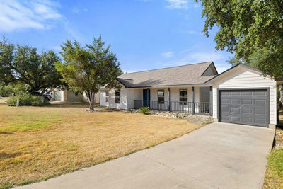 604 Whispering Hollow Cir — photo 2