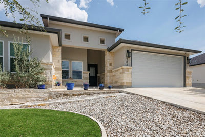 202 ROY NICHOLS DR — photo 2